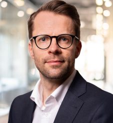 Dr. Alexander Bruckenberger